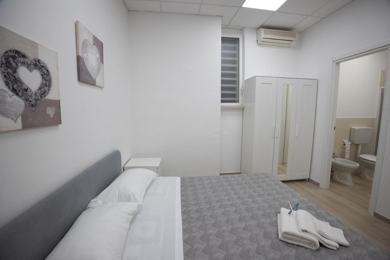 Bed and Breakfast Giusvinci Trani Esterno foto