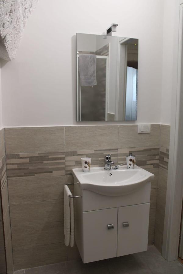Bed and Breakfast Giusvinci Trani Esterno foto